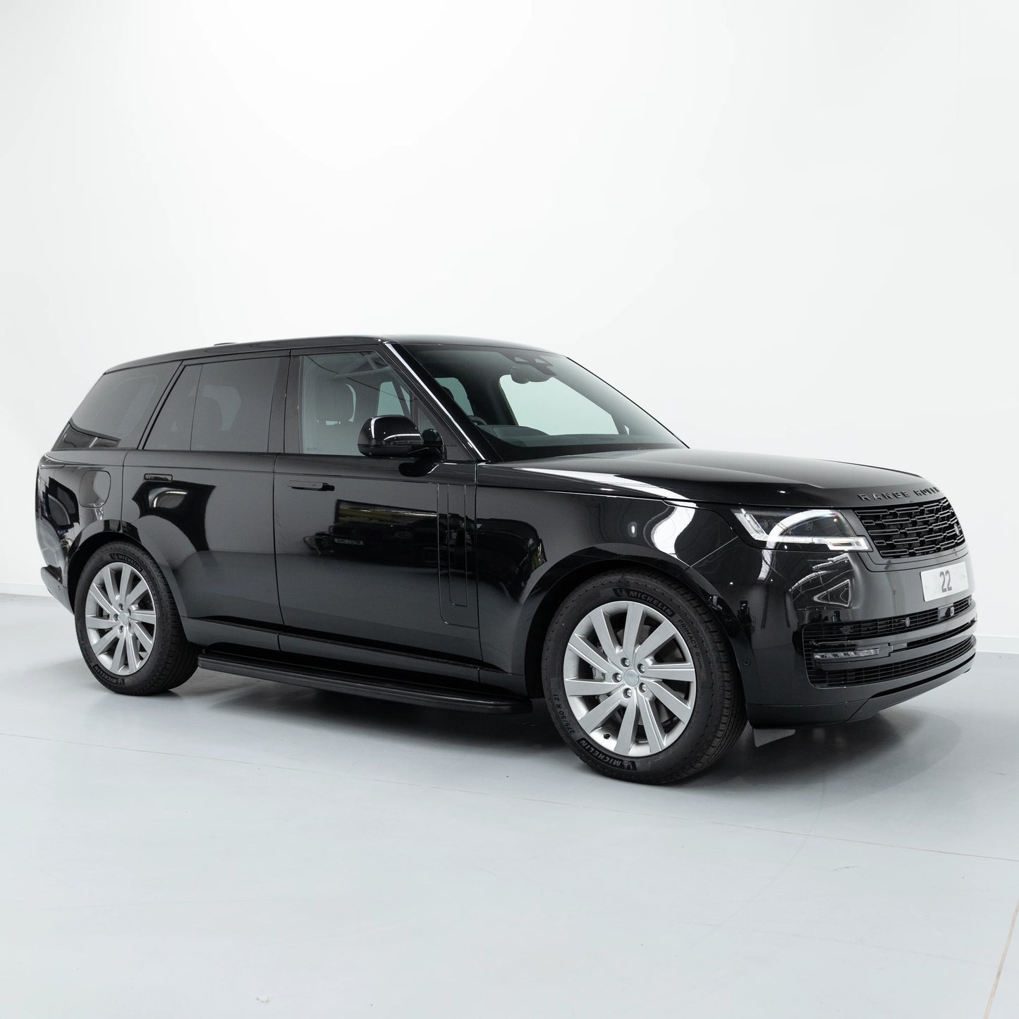 URBAN Black Shadow Side Steps- L460 Range Rover (2023) - Matrix