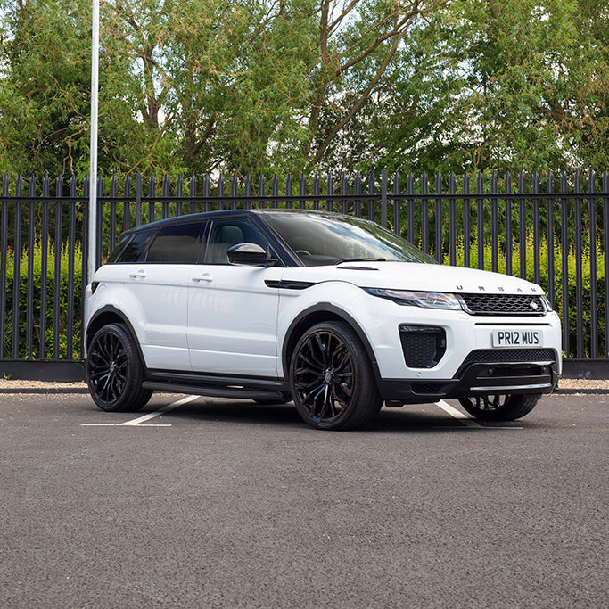 Black Shadow Side Steps - Range Rover Evoque