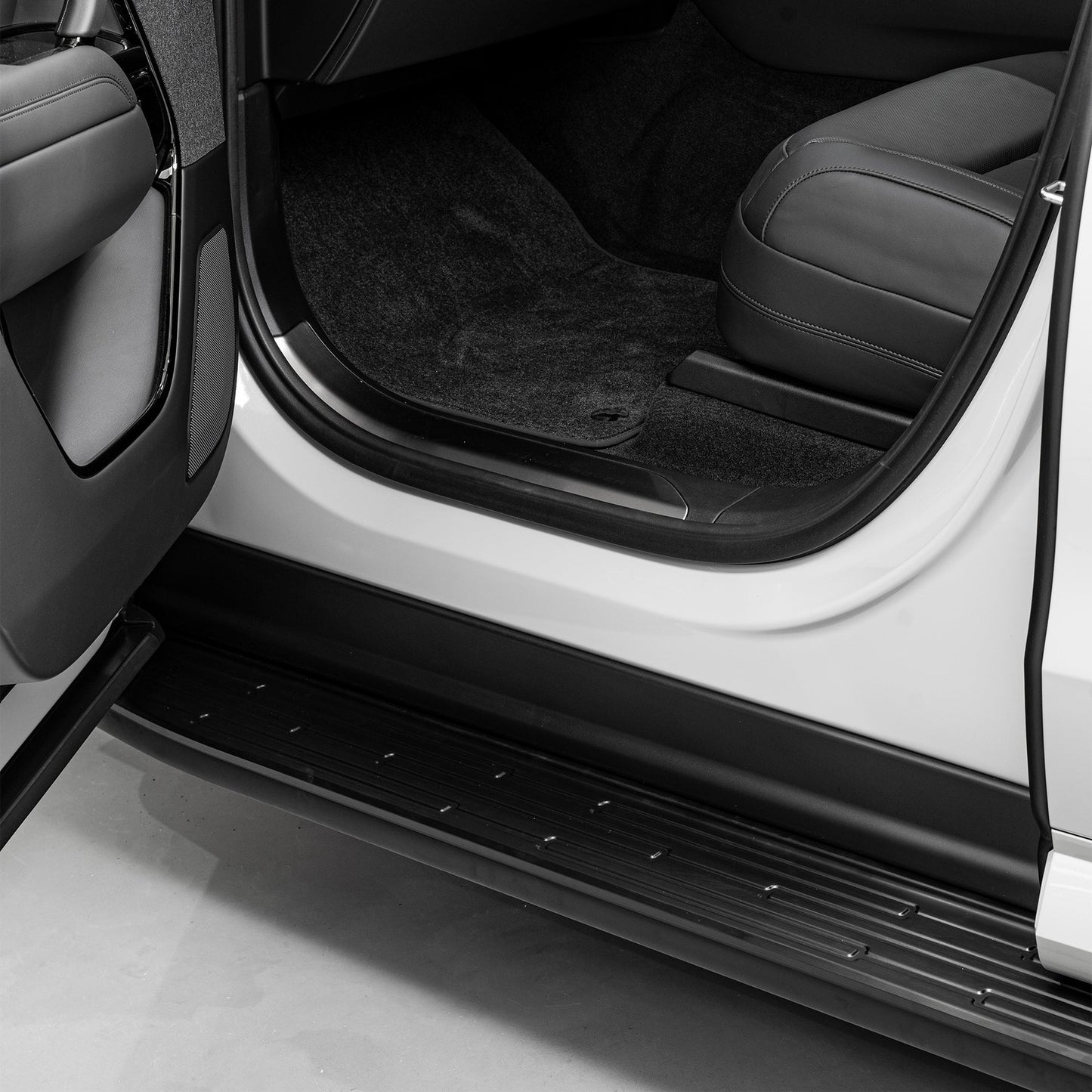 Urban Black Shadow Side Steps L461 Range Rover Sport (2023) - Matrix