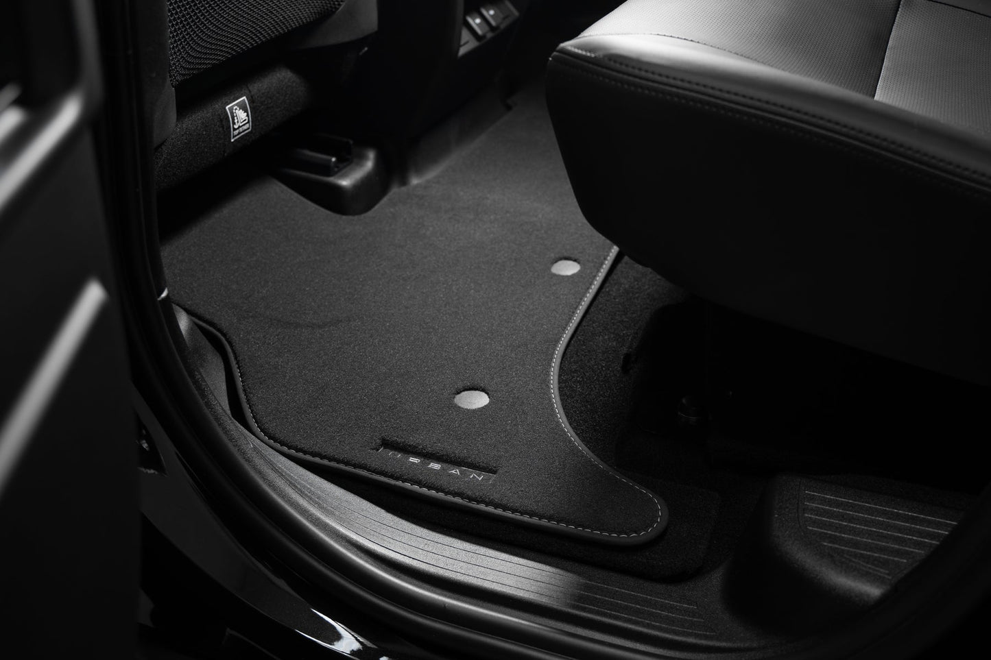 URBAN DEFENDER 90 / 110 CARPET FLOOR MAT SET