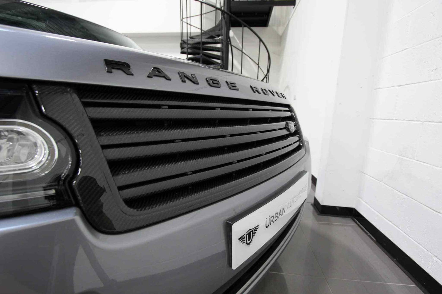 Urban Carbon Fibre Autograph Grille for Range Rover Vogue